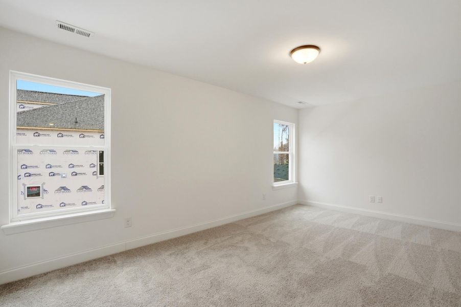 Spacious, unfurnished interior of a new home in Rone Creek, Waxhaw (Image 54).