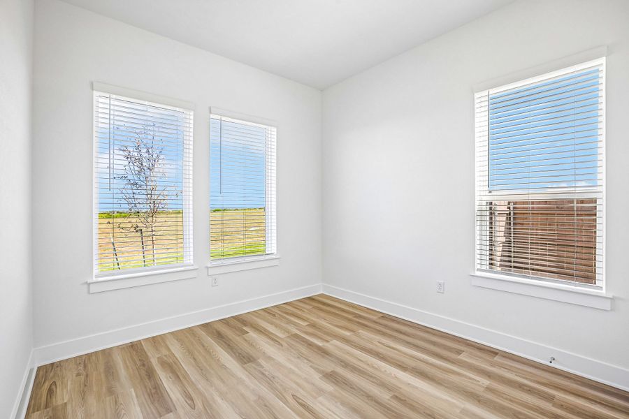 Spacious, unfurnished interior of a new home in Easton Park, Austin (Image 23). Spacious, unfurnished interior of a new home in Easton Park, Austin (Image 23).