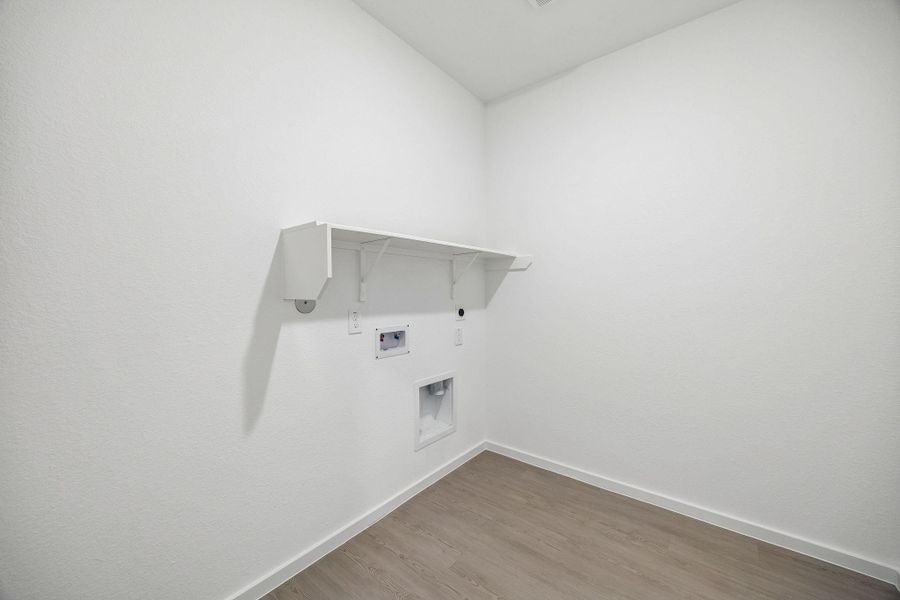 Spacious, unfurnished interior of a new home in River Ranch, Dayton (Image 24).