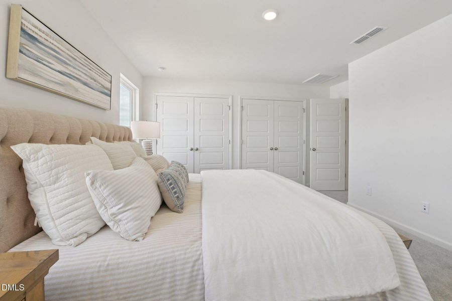 21-web-or-mls-2009 Oakdale Dr-S3103-021