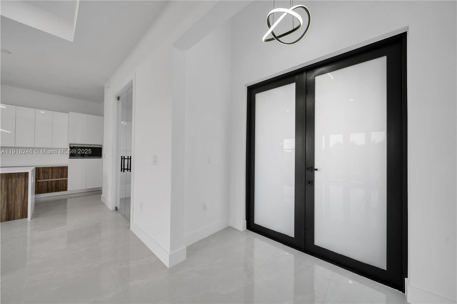 Spacious, unfurnished interior of a new home in , Lehigh Acres (Image 16). Spacious, unfurnished interior of a new home in , Lehigh Acres (Image 16).