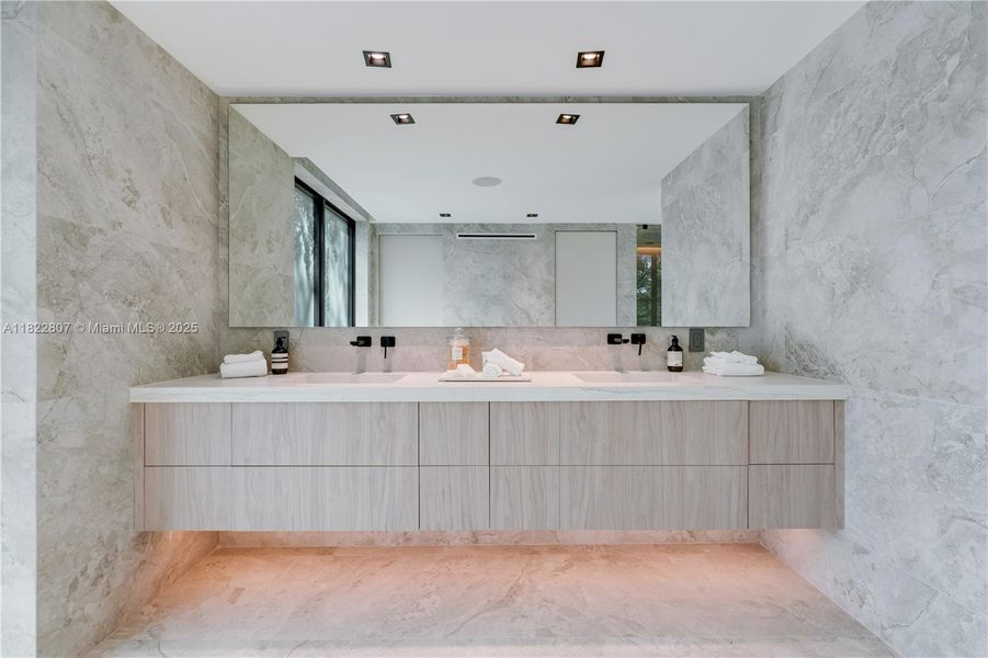 Furnished interior view inside a new home in , Miami (Image 26). Furnished interior view inside a new home in , Miami (Image 26).