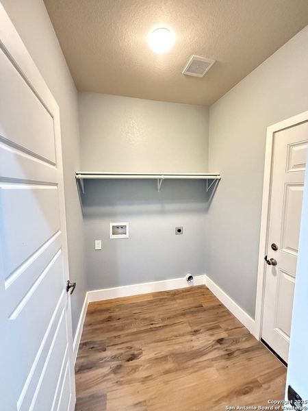 Image 16 of a home in . Image 16 of a home in .