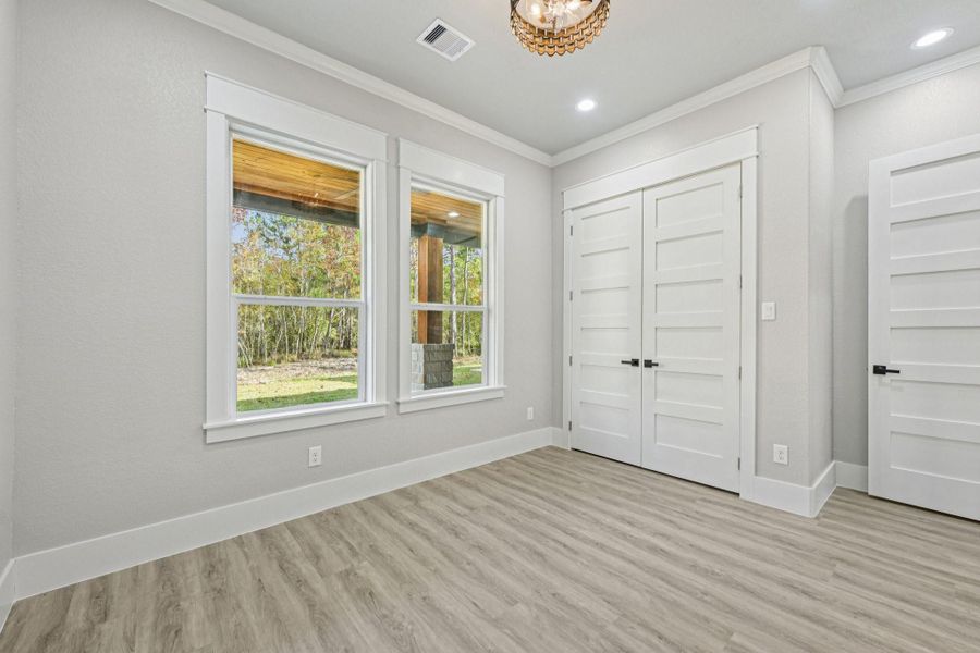 Spacious, unfurnished interior of a new home in , Dayton (Image 26).