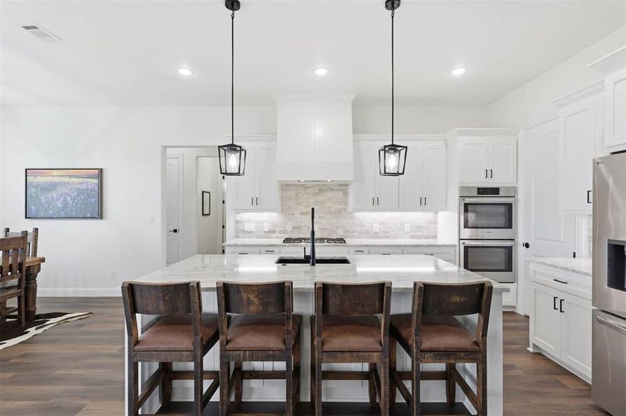 Furnished interior view inside a new home in , Weatherford (Image 33).