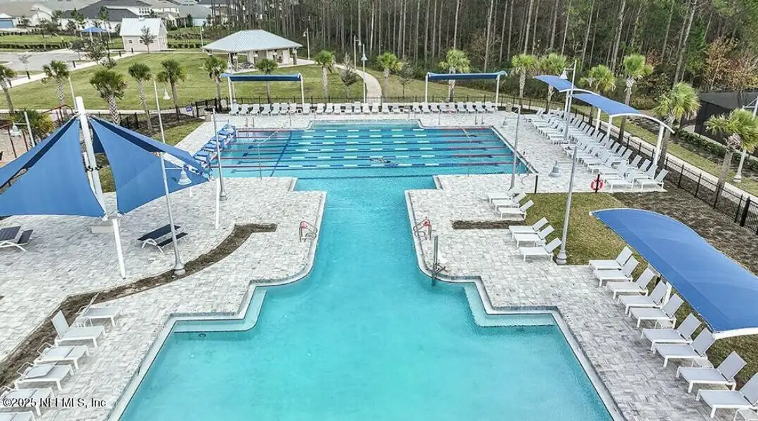 Community amenities in , St. Augustine (Image 14).