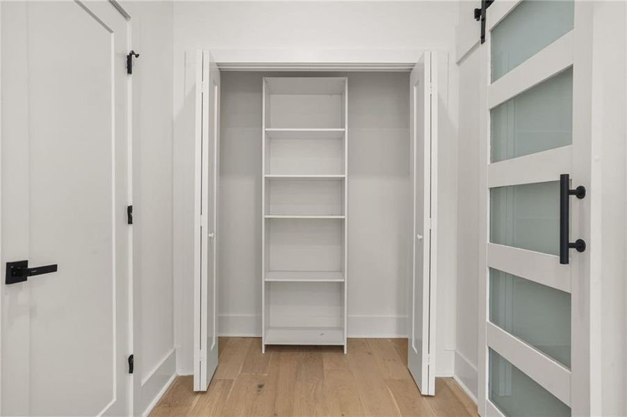 Spacious, unfurnished interior of a new home in , Atlanta (Image 66).