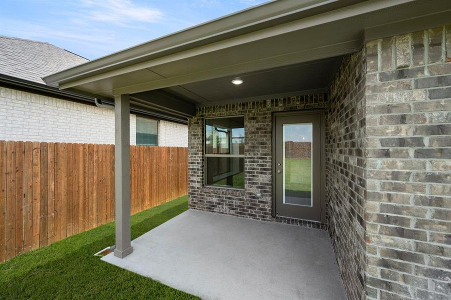 DFW-Summer Crest-Concept 1790-10320 Dittany Lane-Back Patio -Risewell Homes-1 DFW-Summer Crest-Concept 1790-10320 Dittany Lane-Back Patio -Risewell Homes-1