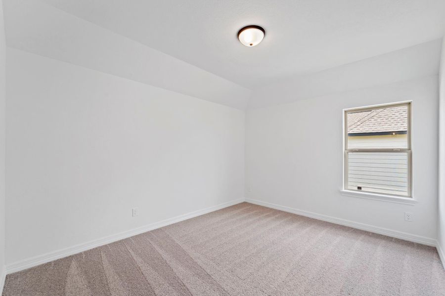 Note: Sample product photo. Actual exterior and interior selections may vary by homesite. Photo may be virtually staged