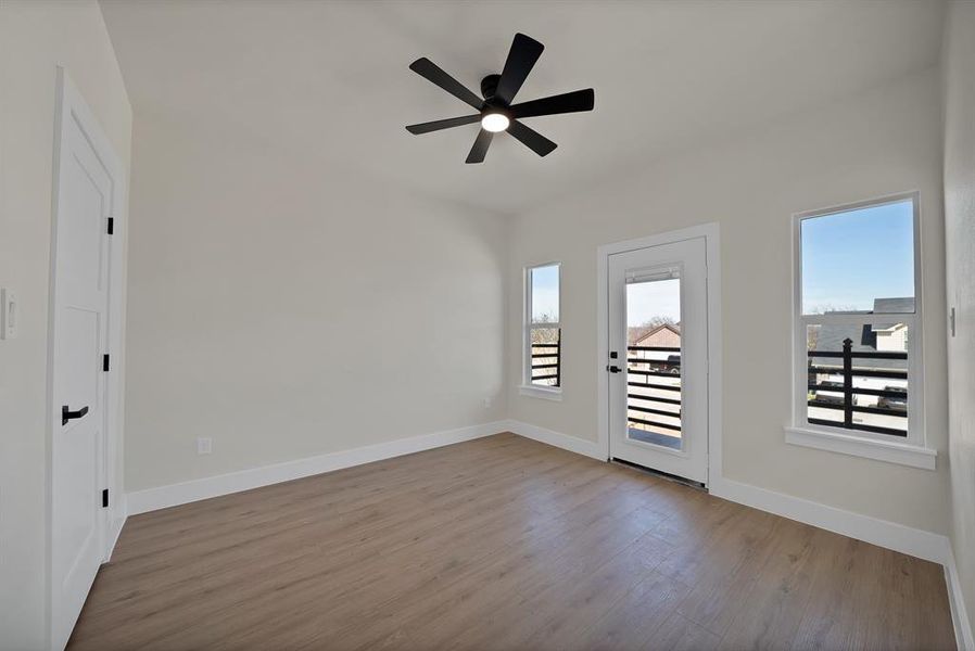 Spacious, unfurnished interior of a new home in , Fort Worth (Image 30).