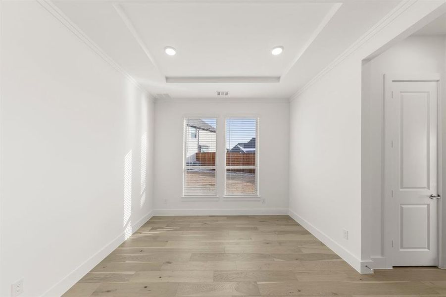 Spacious, unfurnished interior of a new home in Cambridge Estates - Harwood, Prosper (Image 28).