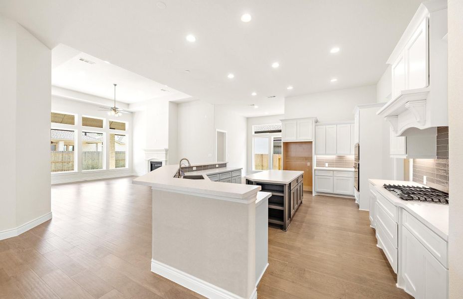 Furnished interior view inside a new home in , Magnolia (Image 5).