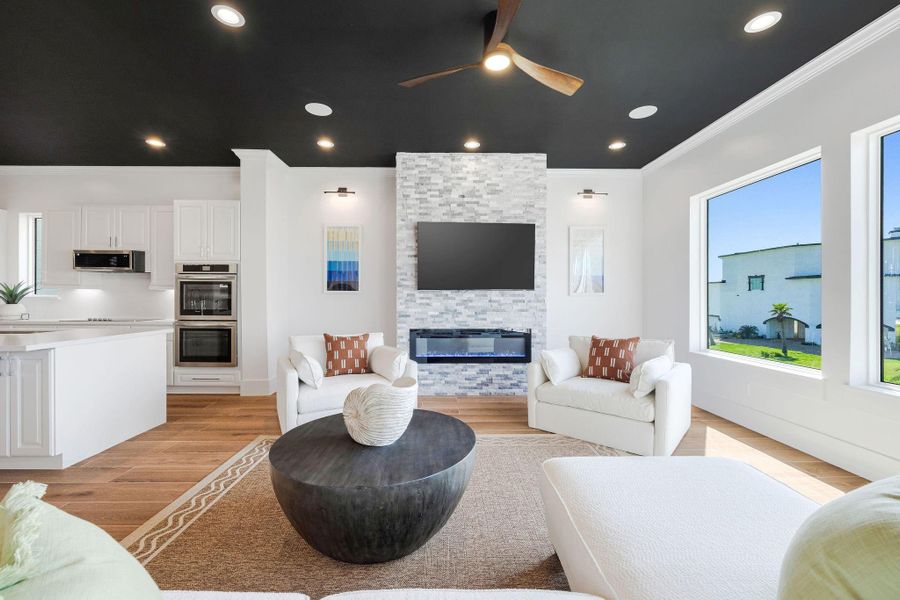 Furnished interior view inside a new home in , Galveston (Image 15).