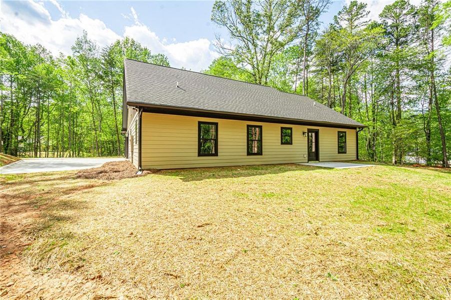 Exterior details and patio area of a home in , Dawsonville (Image 32).