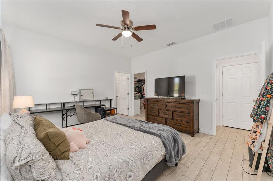 Furnished interior view inside a new home in , Ocala (Image 12).