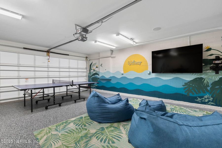 Image 65 of a home in .