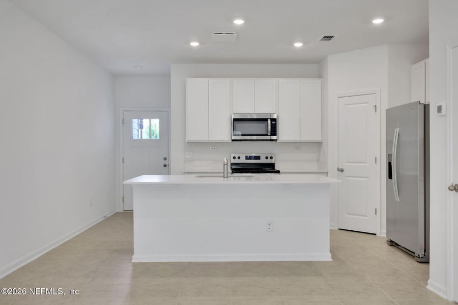 Furnished interior view inside a new home in , Middleburg (Image 6).