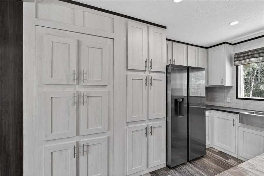 Furnished interior view inside a new home in , Rockmart (Image 9).