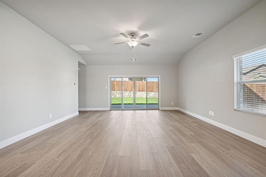 Photo is not of the actual home, but is an inspirational photo of builder’s model home and may depict options, furnishings, and/or decorator features that are not included. Photo is not of the actual home, but is an inspirational photo of builder’s model home and may depict options, furnishings, and/or decorator features that are not included.