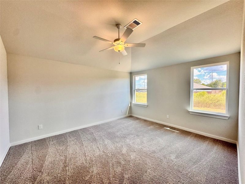 Spacious, unfurnished interior of a new home in Santa Fe, Cleveland (Image 12). Spacious, unfurnished interior of a new home in Santa Fe, Cleveland (Image 12).