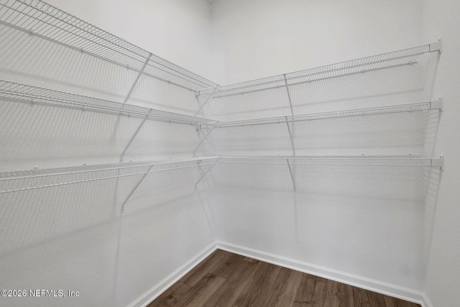 Spacious, unfurnished interior of a new home in Cedar Creek, Jacksonville (Image 33).