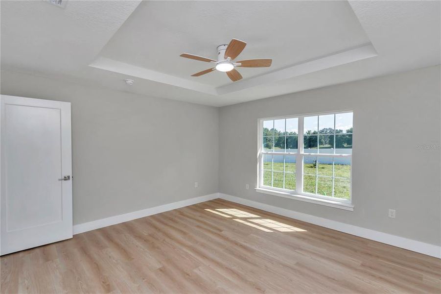 Spacious, unfurnished interior of a new home in , Ocala (Image 18).