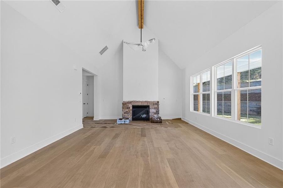 Spacious, unfurnished interior of a new home in , Cumming (Image 13).