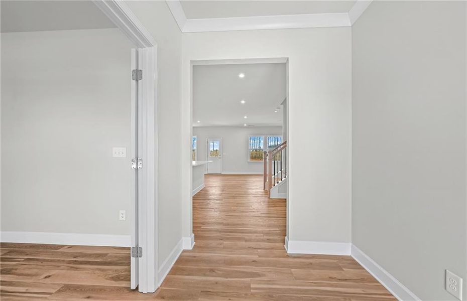 Spacious, unfurnished interior of a new home in Anderson Point, McDonough (Image 14).