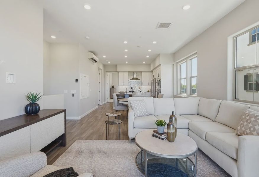 Encanterra Ascent HS 2531 Living Room - 7 of 13 Encanterra Ascent HS 2531 Living Room - 7 of 13