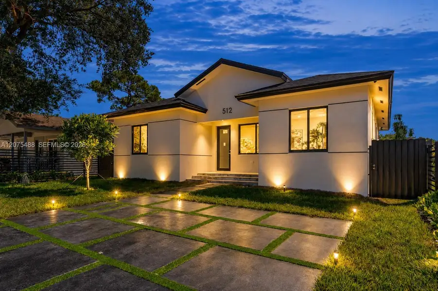 Exterior details and patio area of a home in , Fort Lauderdale (Image 4).