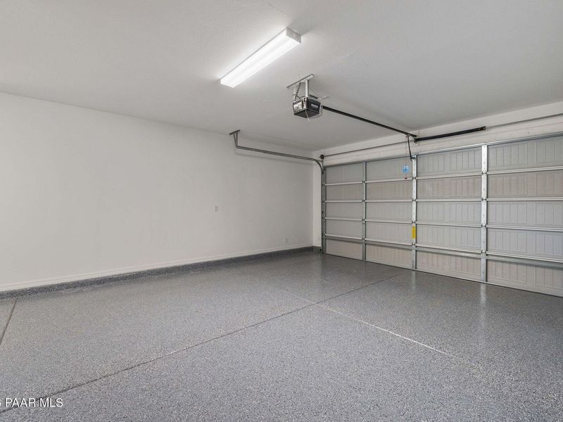 Spacious, unfurnished interior of a new home in North Ridge at Pronghorn Ranch, Prescott Valley (Image 19).