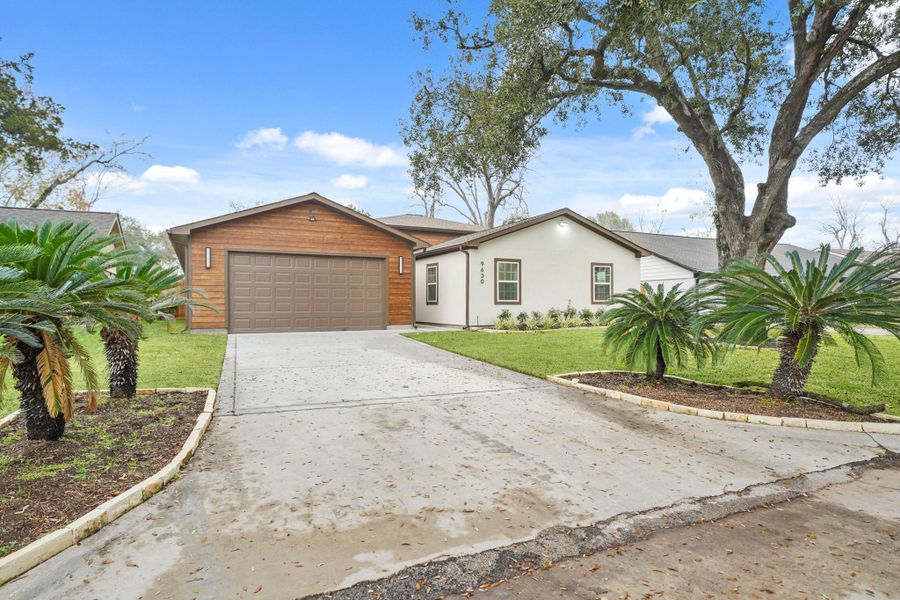 Front exterior of a new home in , Houston, TX, highlighting curb appeal (Image 2).