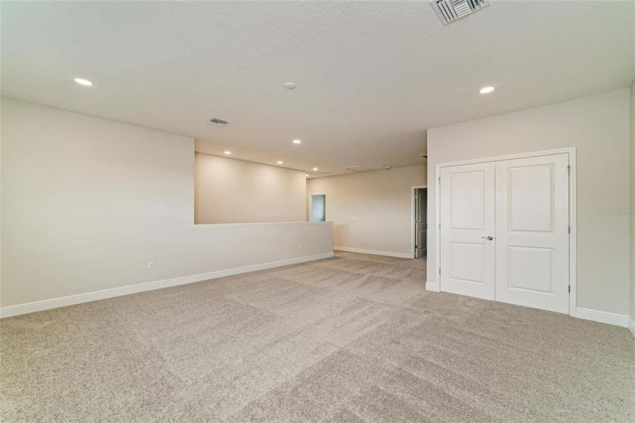 Spacious, unfurnished interior of a new home in Crosswind Ranch, Parrish (Image 30).