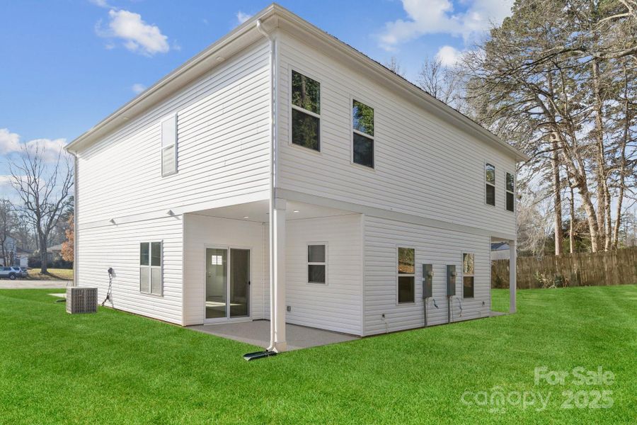 Exterior details and patio area of a home in , Charlotte (Image 4).