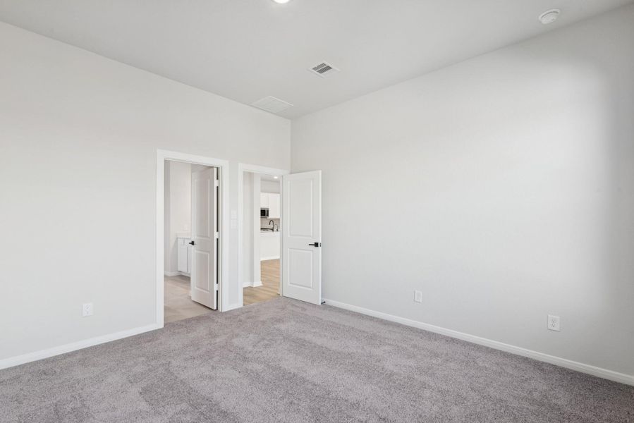 Spacious, unfurnished interior of a new home in Jubilee, Hockley (Image 28).