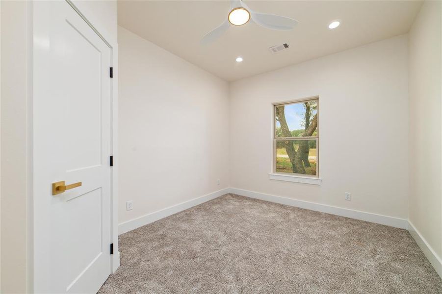 Spacious, unfurnished interior of a new home in , Brownwood (Image 26).
