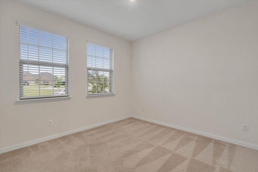 Spacious, unfurnished interior of a new home in , Anna (Image 32).