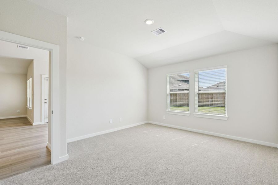 Spacious, unfurnished interior of a new home in Landing Meadows - Premier Series, New Caney (Image 27). Spacious, unfurnished interior of a new home in Landing Meadows - Premier Series, New Caney (Image 27).