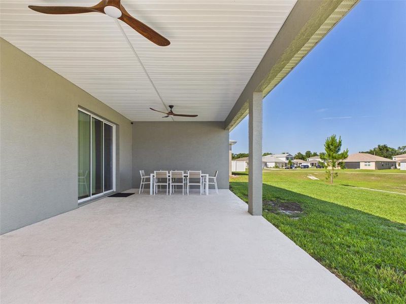 Exterior details and patio area of a home in , Ocala (Image 4).