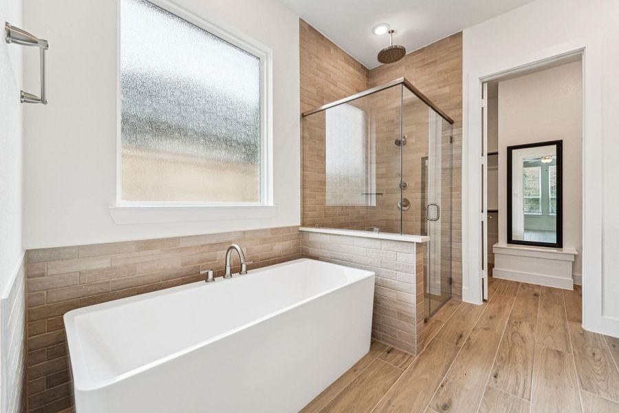 Furnished interior view inside a new home in Kresston, Montgomery (Image 7).