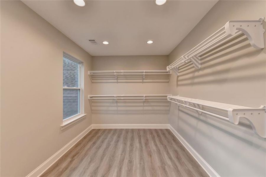 Spacious, unfurnished interior of a new home in , Lilburn (Image 56).