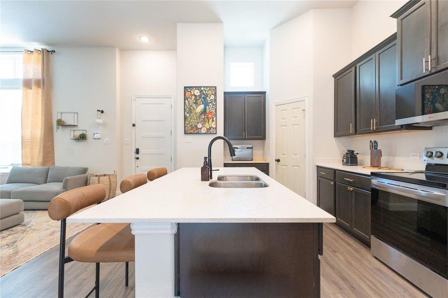 Furnished interior view inside a new home in , Irving (Image 8).