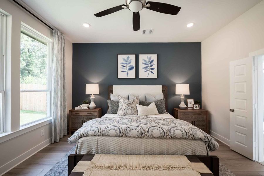 Furnished interior view inside a new home in Woodson’s Reserve, Spring (Image 10). Furnished interior view inside a new home in Woodson’s Reserve, Spring (Image 10).