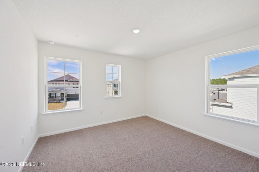 Spacious, unfurnished interior of a new home in Panther Creek, Jacksonville (Image 23).