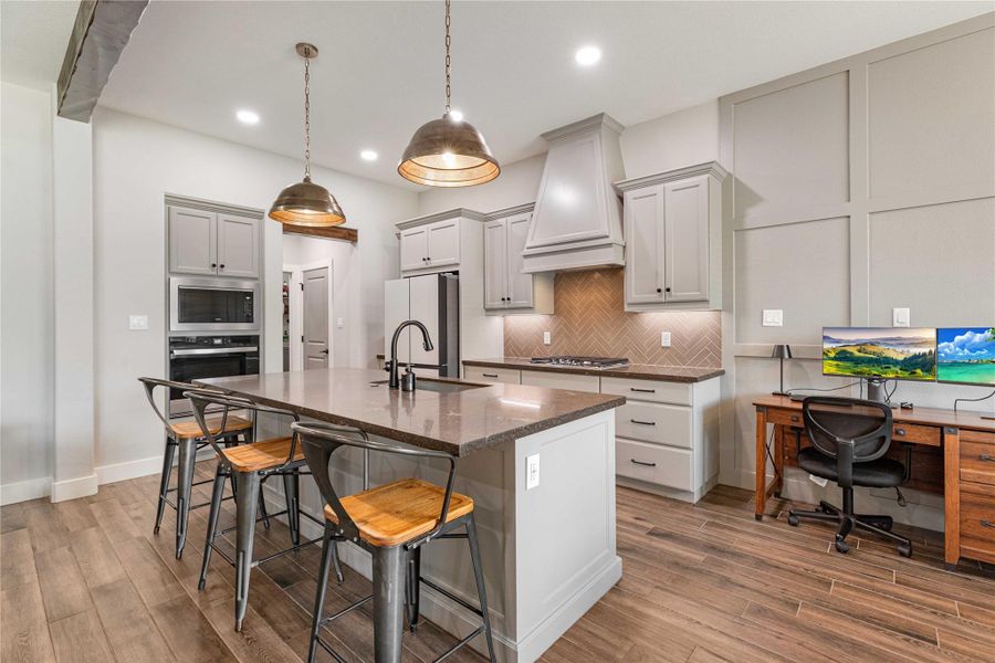 Furnished interior view inside a new home in , Bryan (Image 25).