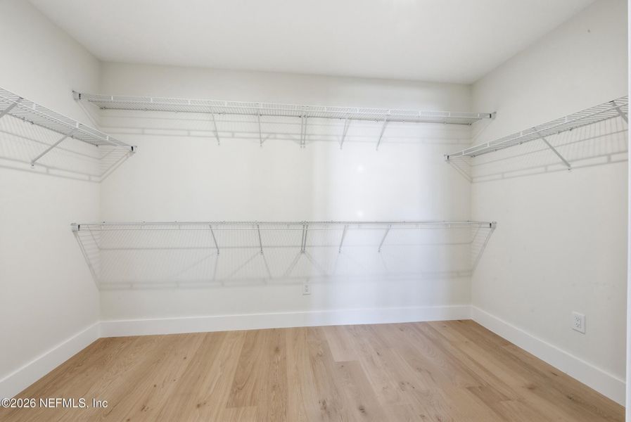 Spacious, unfurnished interior of a new home in , St. Augustine (Image 22).