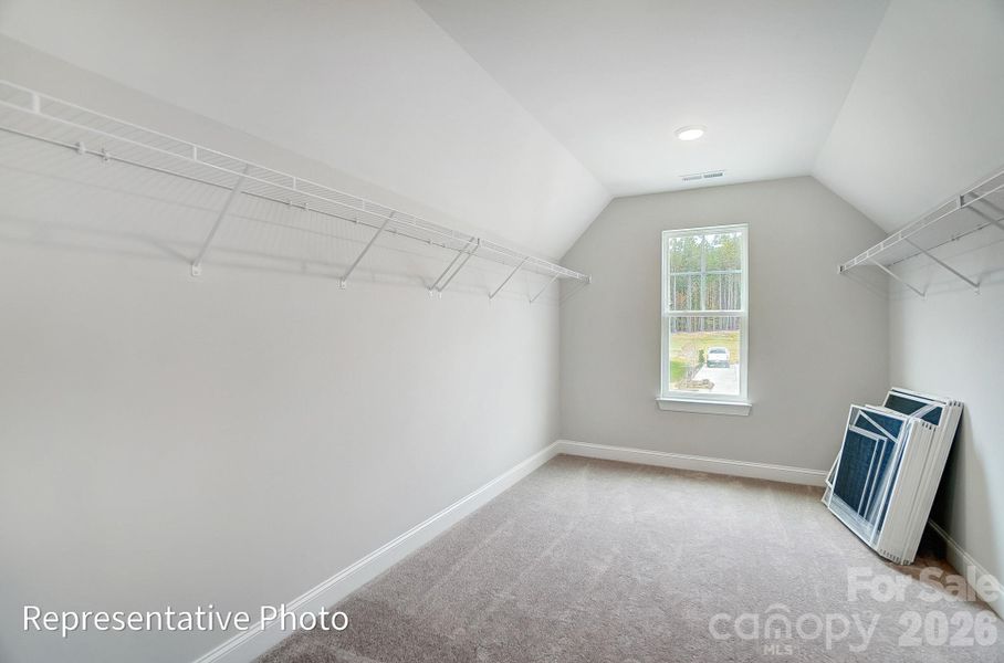Spacious, unfurnished interior of a new home in Rone Creek, Waxhaw (Image 35).