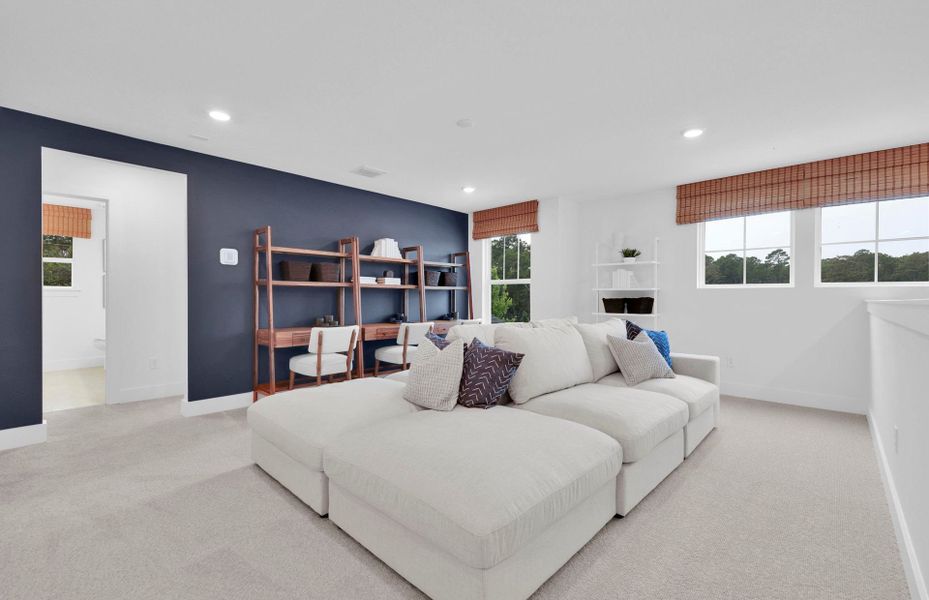 Representative furnished interior of a home built from the Merlot Grand by Pulte Homes in Terrapin Creek, Jacksonville (Image 13).