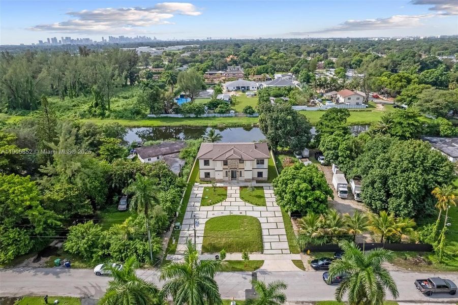 Front exterior of a new home in , Miami, FL, highlighting curb appeal (Image 29).