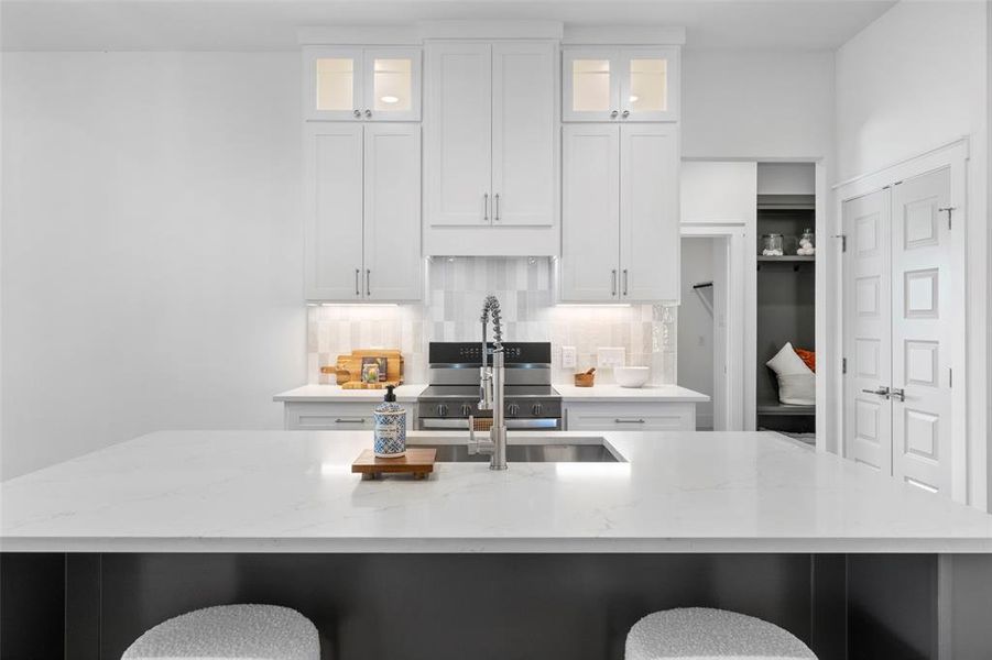 Furnished interior view inside a new home in , Glenn Heights (Image 12). Furnished interior view inside a new home in , Glenn Heights (Image 12).